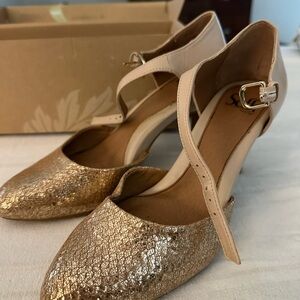 Sofft Metallic Gold Heels